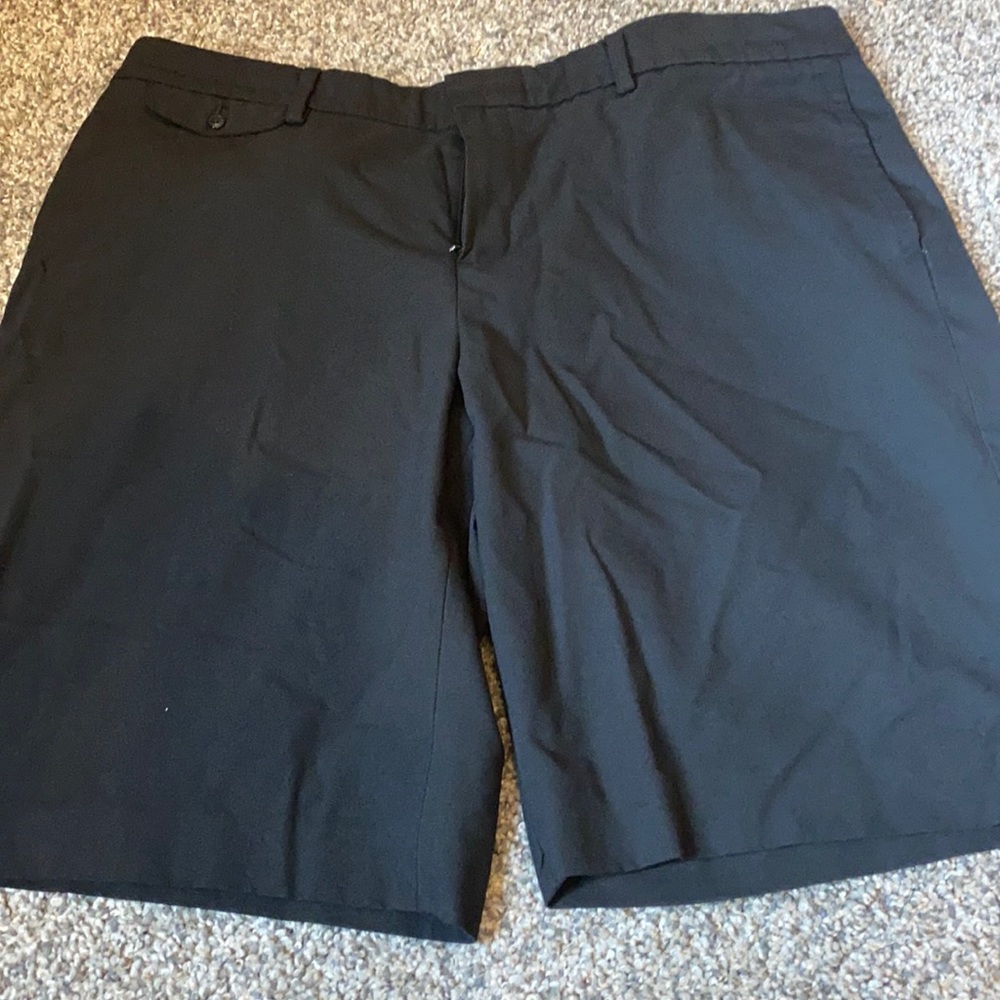 Gap Black Shorts